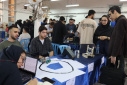 بازدید دانشگاهیان از نمایشگاه ششمین دوره مسابقات دست ساخت های فیزیک